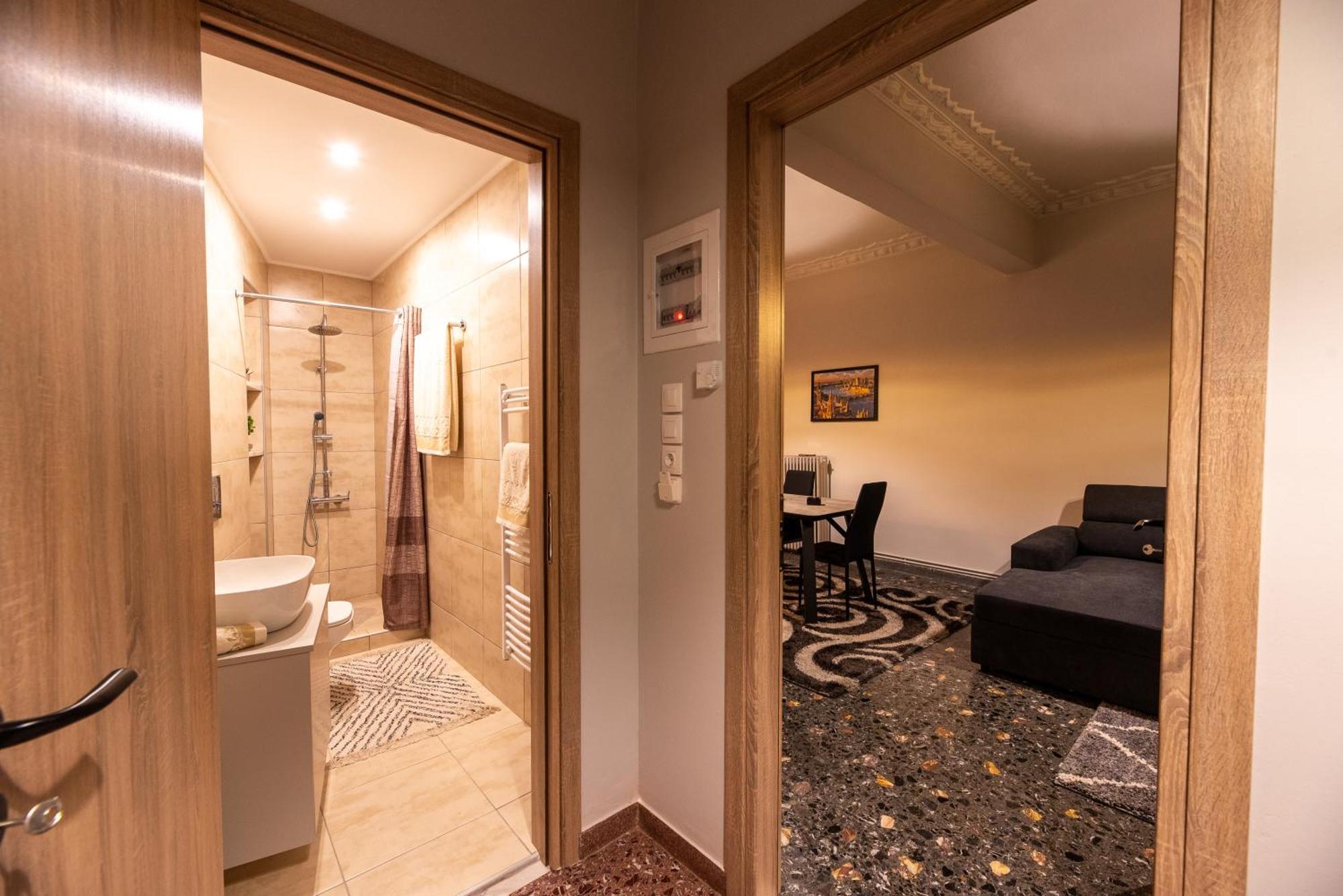 Stamos Apartment Airport Spáta Dış mekan fotoğraf