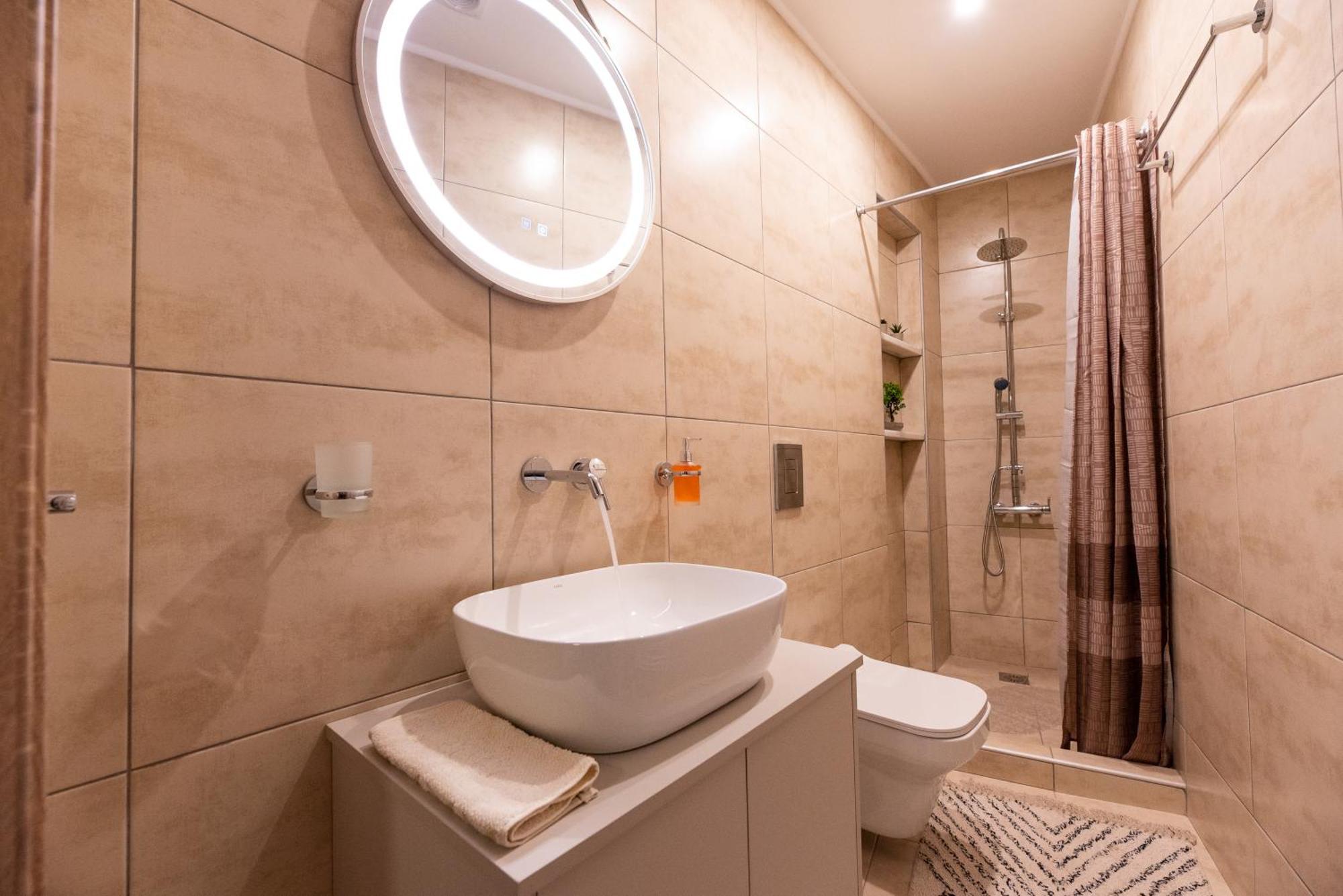 Stamos Apartment Airport Spáta Dış mekan fotoğraf