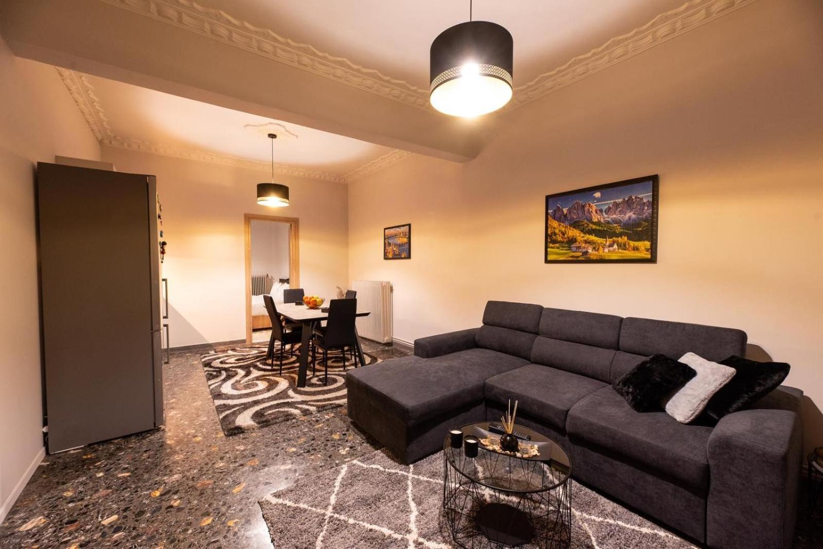 Stamos Apartment Airport Spáta Dış mekan fotoğraf