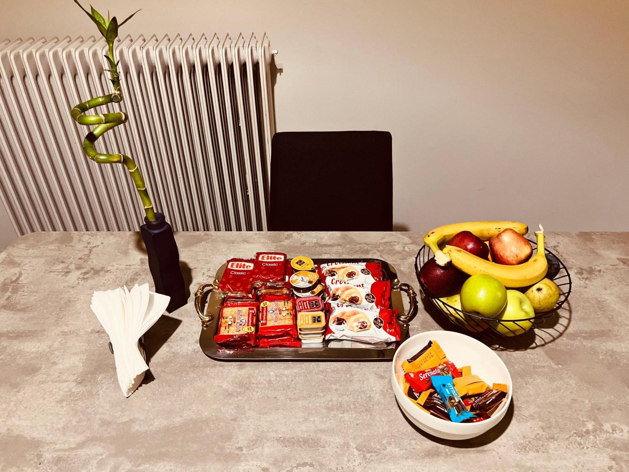 Stamos Apartment Airport Spáta Dış mekan fotoğraf