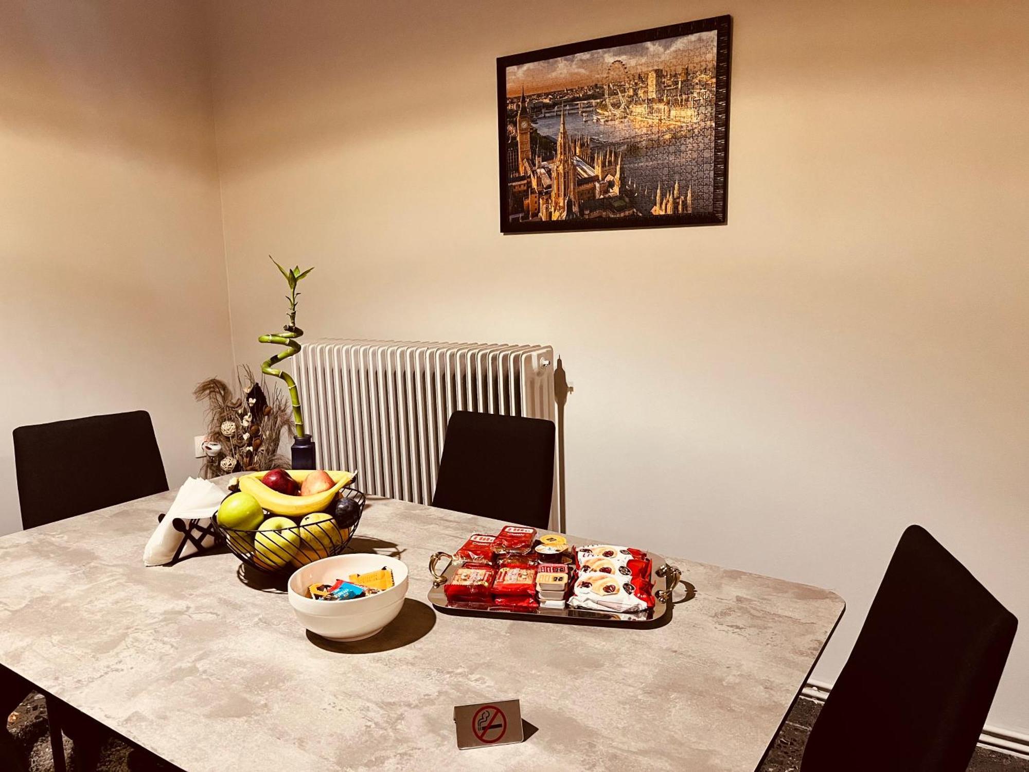 Stamos Apartment Airport Spáta Dış mekan fotoğraf